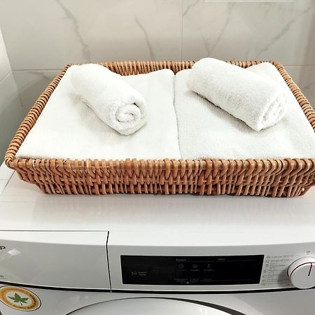 Sunny Two-Bedroom Apartment Next To Panathenaic Stadium Exteriör bild